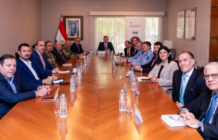 Consejo Nacional de Inteligencia aborda temas estratégicos bajo la presidencia del Ministro de la SNI